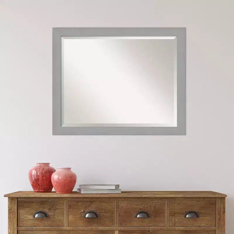 Specchio da parete smussato con cornice in nichel spazzolato 32"x26", argento, hardware di montaggio incluso