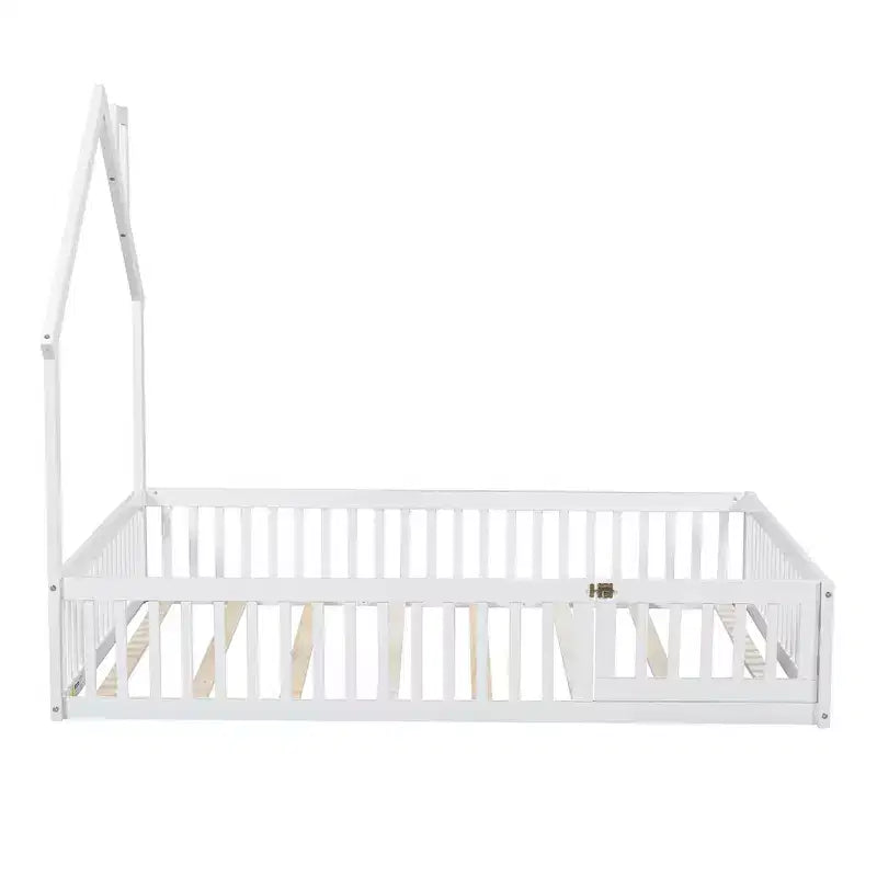 Letto a piattaforma a casetta a grandezza naturale con spondina, in legno massello di pino, per cameretta bambini