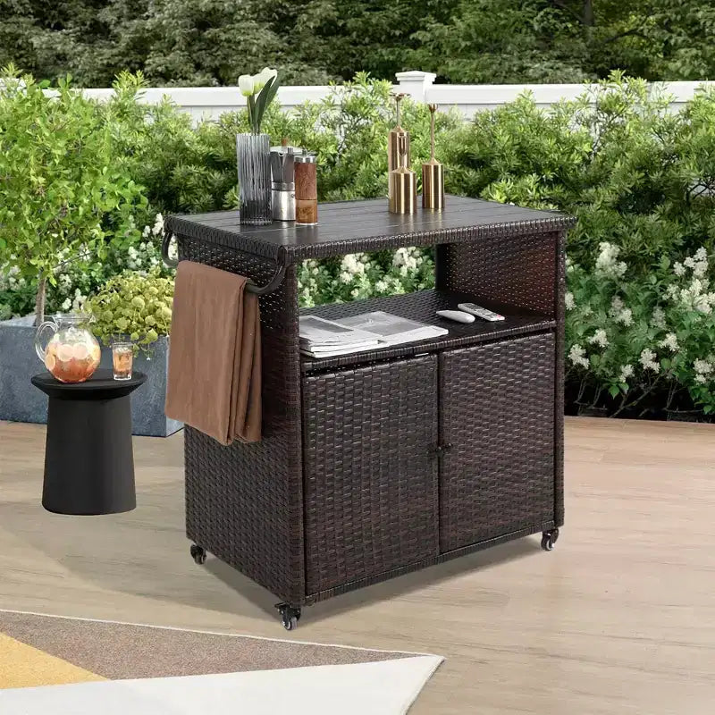 Carrello bar da esterno in vimini con ripiano in vetro, mobile, nero e marrone, 89 cm