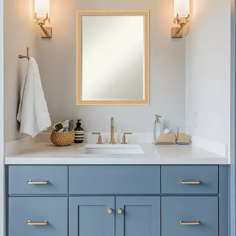 Specchio da parete per bagno Amanti Art Bethany, con cornice in legno, smussatura da mezzo pollice