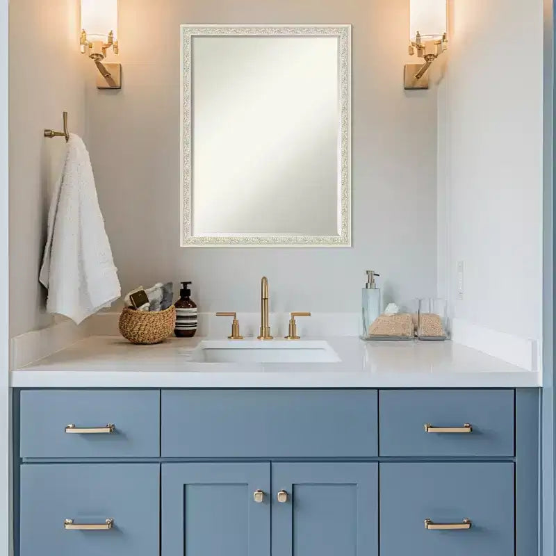 Specchio da parete per bagno Amanti Art Bethany, con cornice in legno, smussatura da mezzo pollice