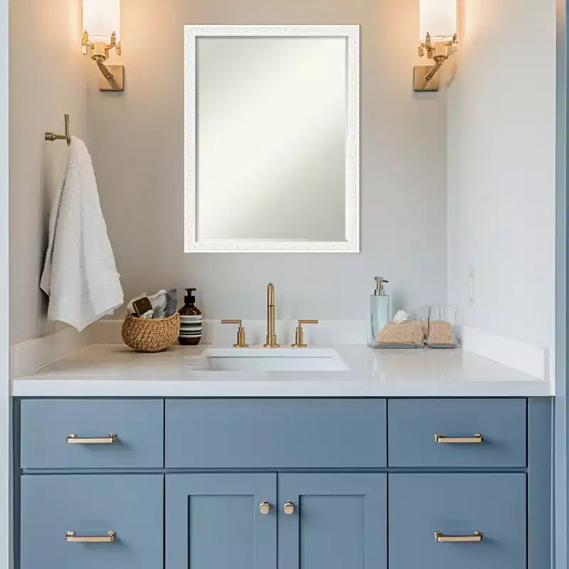 Specchio da parete per bagno Amanti Art Bethany, con cornice in legno, smussatura da mezzo pollice