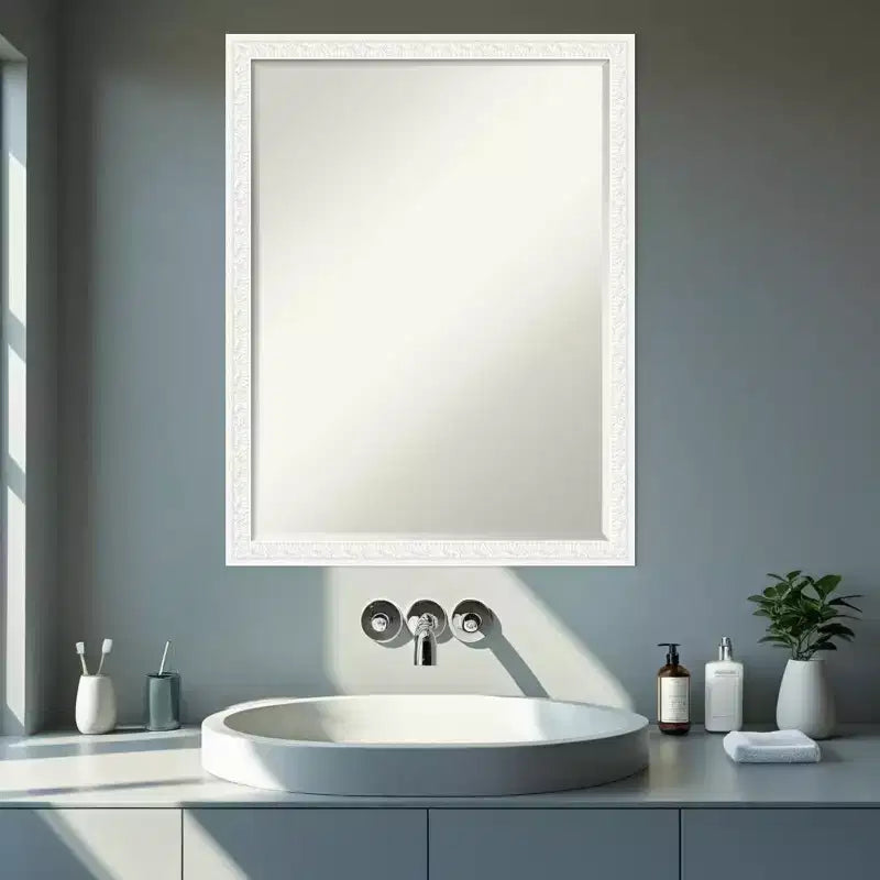 Specchio da parete per bagno Amanti Art Bethany, con cornice in legno, smussatura da mezzo pollice
