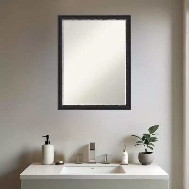 Specchio da parete per bagno Amanti Art Bethany, con cornice in legno, smussatura da mezzo pollice
