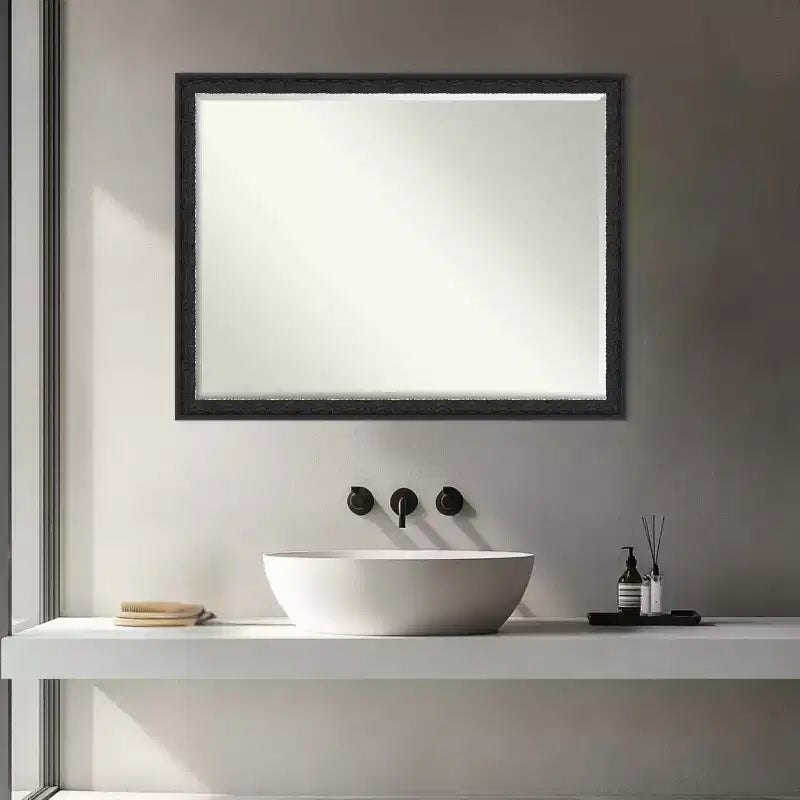 Specchio da parete per bagno Amanti Art Bethany, con cornice in legno, smussatura da mezzo pollice