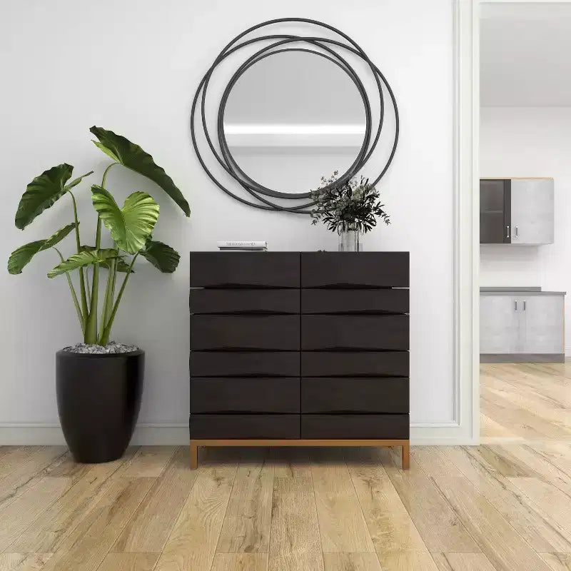 Credenza Laterale Moderna Intagliata a Faccette in Legno, 2 Ante, Marrone e Oro, 45 kg