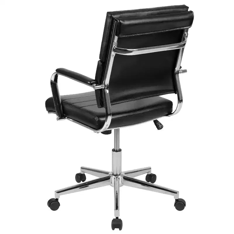 Sedia da ufficio ergonomica girevole, schienale medio, pelle rigenerata, braccioli e base in metallo imbottiti