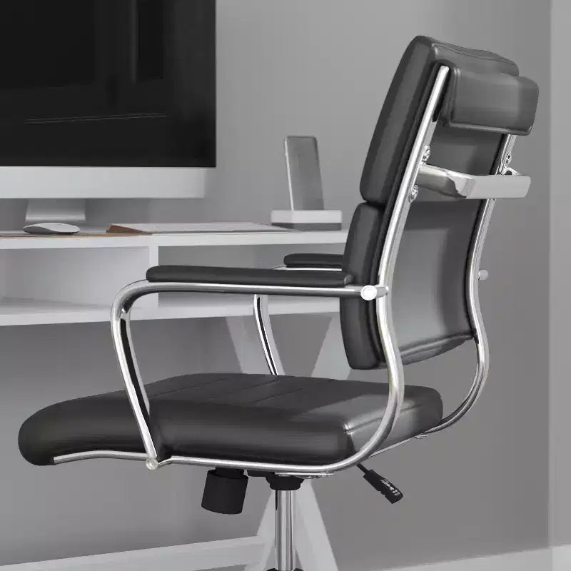 Sedia da ufficio ergonomica girevole, schienale medio, pelle rigenerata, braccioli e base in metallo imbottiti