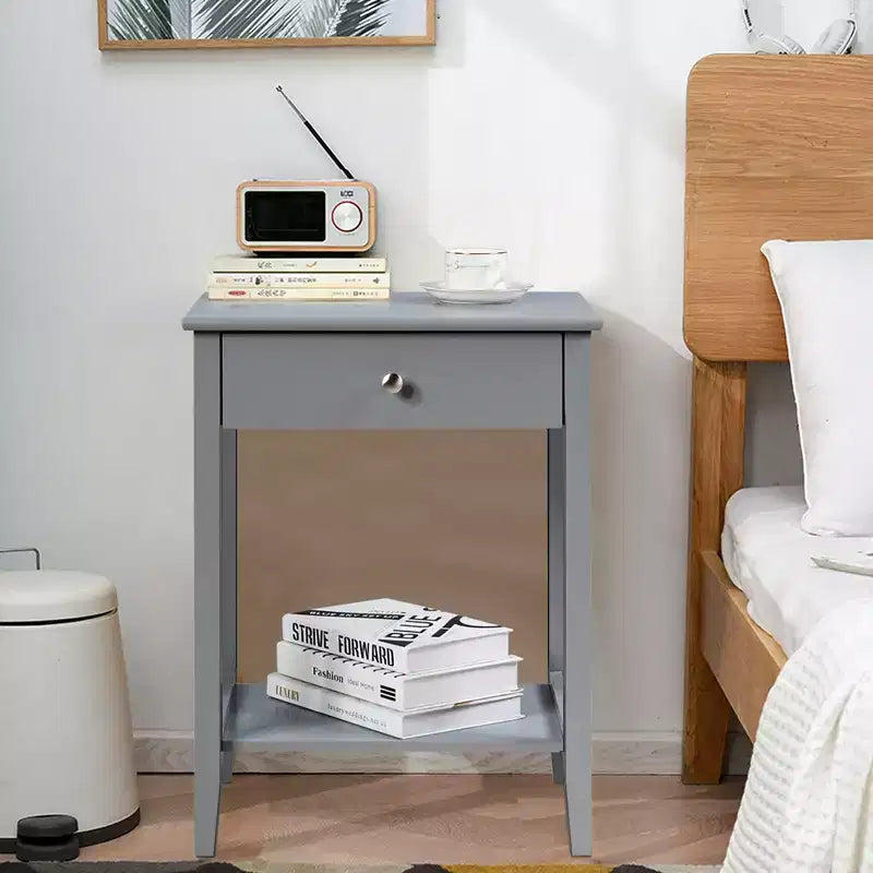 Comodino con cassetto e ripiano aperto, MDF + gambe in pino, design minimalista